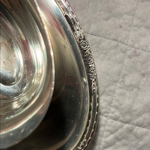 CAMILLE Elegant Silver Teacup and Saucer Set - Picture 6 of 11